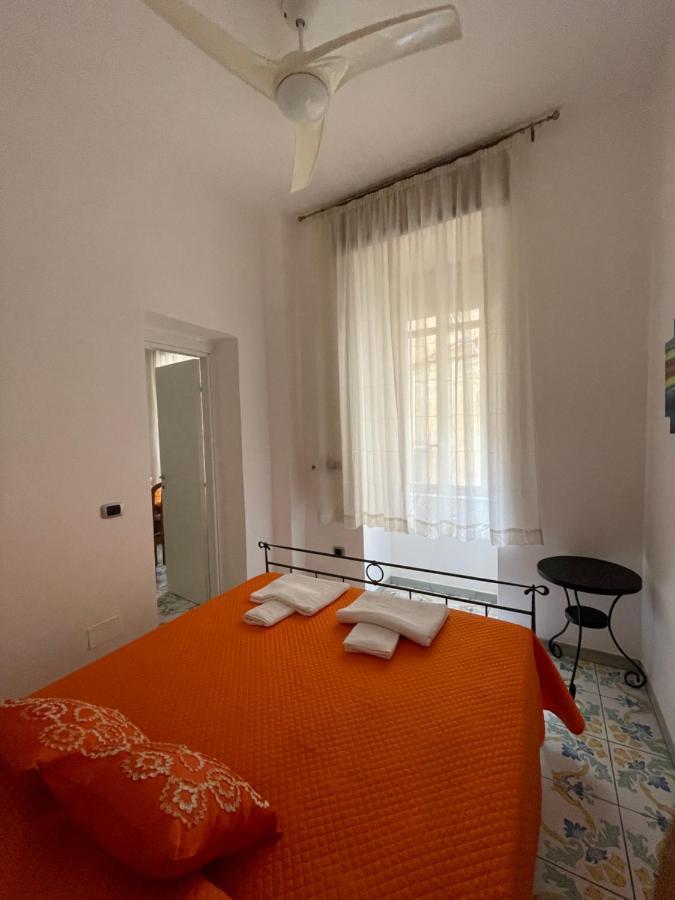 Queen Carolina'S Homes - Apartments In Old Town Νάπολη Εξωτερικό φωτογραφία